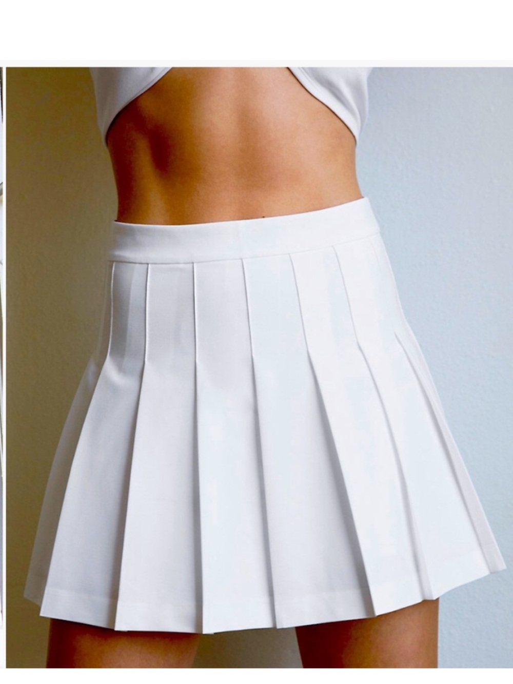 Sunday Best Olive Mini 15” Skirt, White size 2